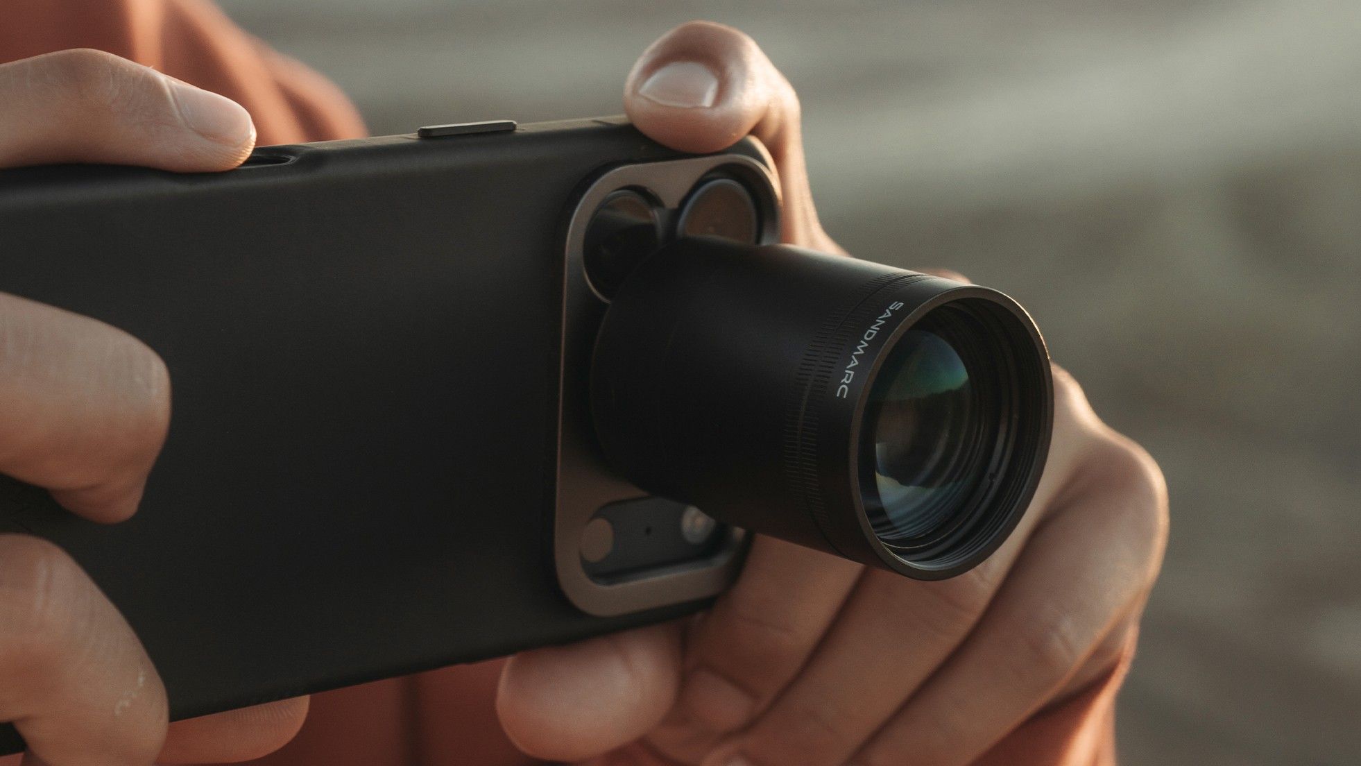 Sandmarc's dedicated telephoto lens gives more power to the iPhone Pro's periscope camera