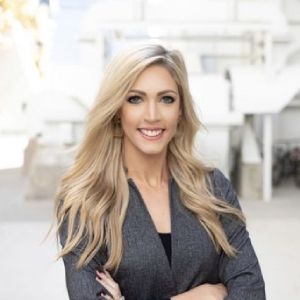 Sarah Baker Maddali logo