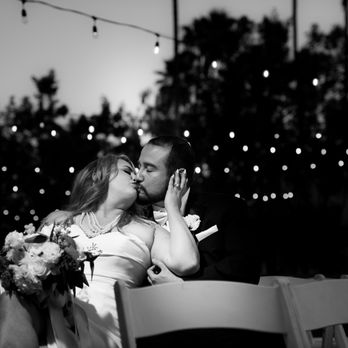 Shuttered Light Photography & Video logo