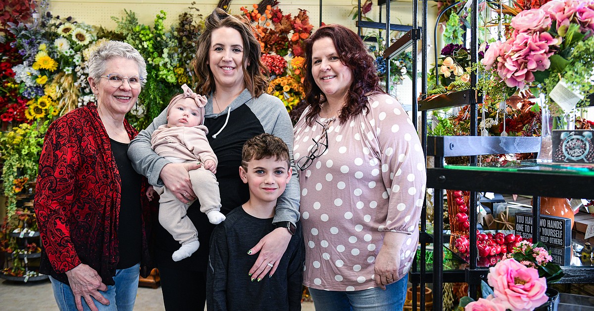 Longtime owners of Kalispell's Woodland Floral retiring