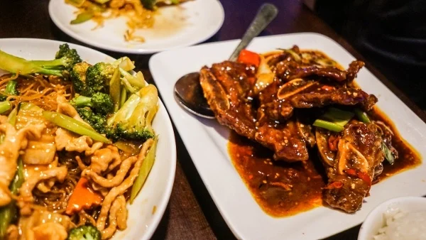 Taiwanese Bistro Cafe 33 Review – Holding Its Own in Squirrel Hill