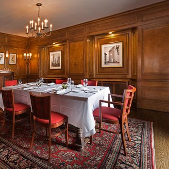 The Sky-Line Club logo