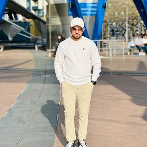 Explore with Hasnain🇵🇰🇬🇧