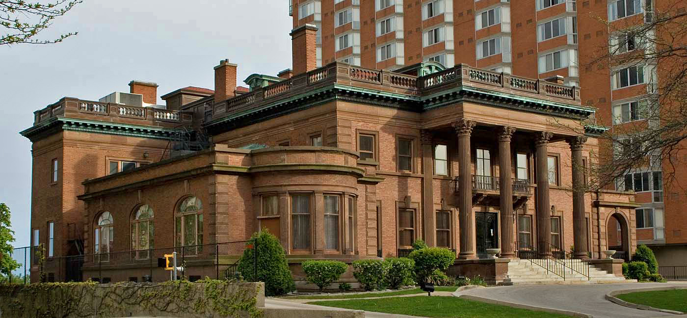 Wisconsin Conservatory Of Music logo