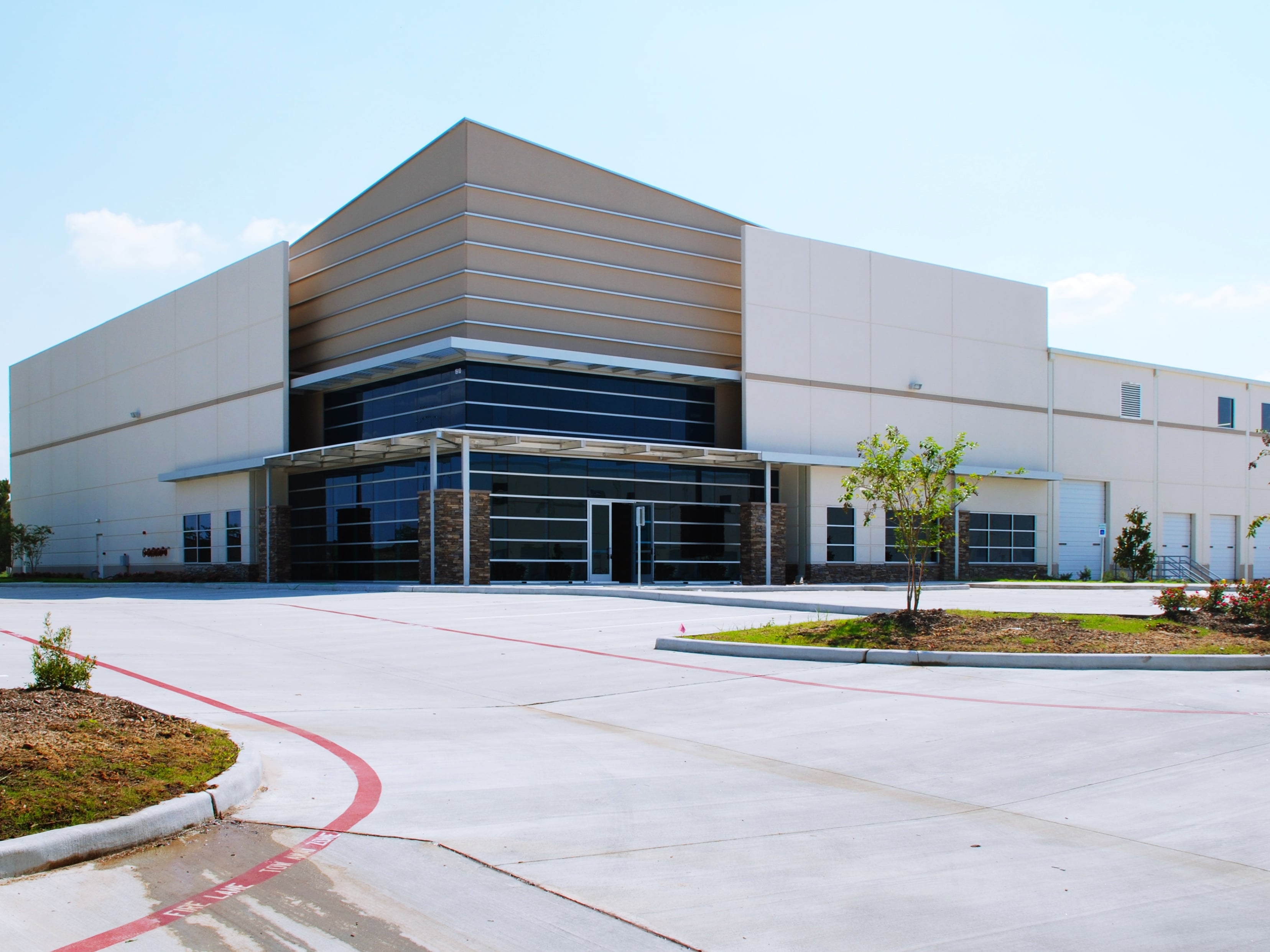 McLane Global Renews, Expands Houston Logistics Lease