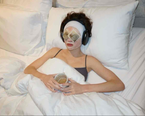 Products that saved my face
👛 cover photo collage