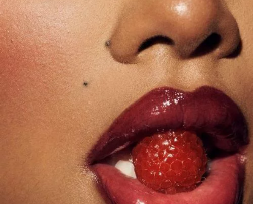 lip combos that get you filler accusations👄 cover photo collage