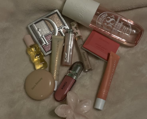 Everday makeup that everyone loves cover photo collage