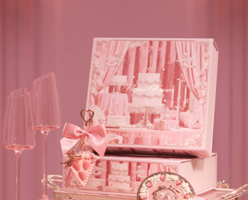 Make-up that every woman should have cover photo collage