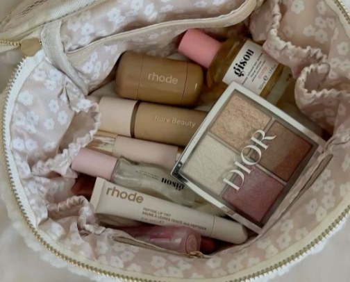 Makeup favourite 💗 cover photo collage