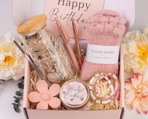 Gifts for teenage girls cover photo collage