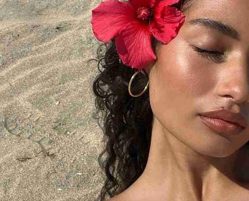 Summer Glow-Up Essentials: Girly Skincare & Makeup Must-Haves🥵 cover photo collage