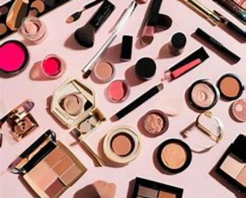 My favorite dry & oily skin makeup products! ☀️💦 cover photo collage