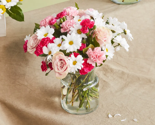 Ways to say thank you/gifts cover photo collage