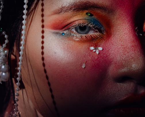 Spooky Season Glam: Halloween Makeup & Beauty Essentials 🎃 cover photo collage