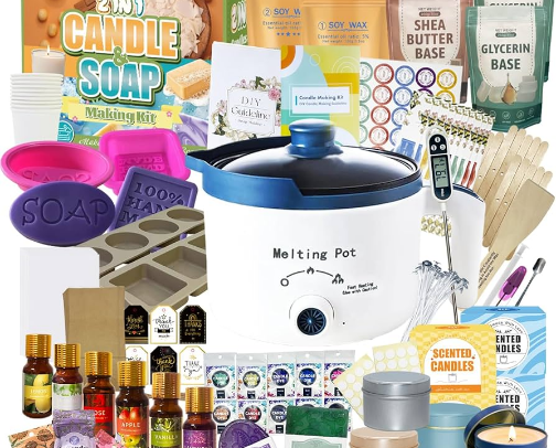GUIDE TO NATURAL SOAPMAKING 🌱🧖🛁 cover photo collage
