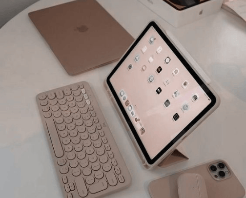 Gadgets for you cover photo collage