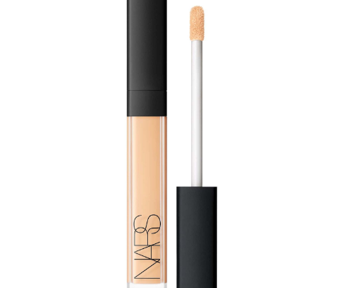 My fave makeup recs for oily, combination, or acne-prone skin cover photo collage