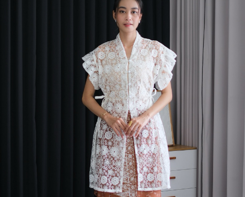 You Look SoGoods 🎀🪞 cover photo collage