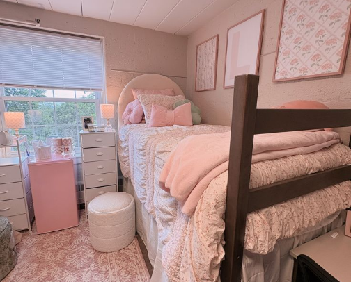🎀!!The PERFECT College Dorm List Of Neccesitites & Decorations For The Perfect Bed!!🎀 cover photo collage