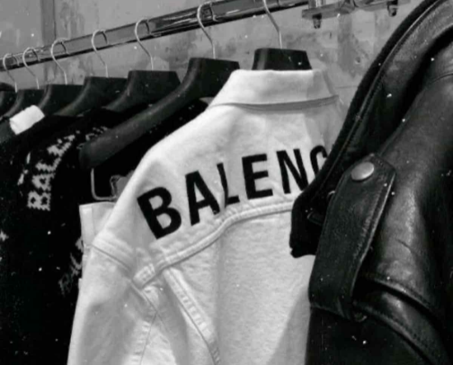 Outfit Obsessions for Short Girlies✨ cover photo collage