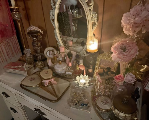 dry skin? here is a list of the best moisturizing & hydrating creams cover photo collage