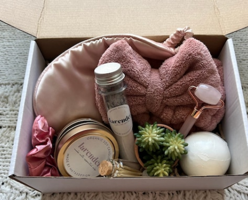 🎁 15 Gift Ideas for a Teacher She’ll Love cover photo collage