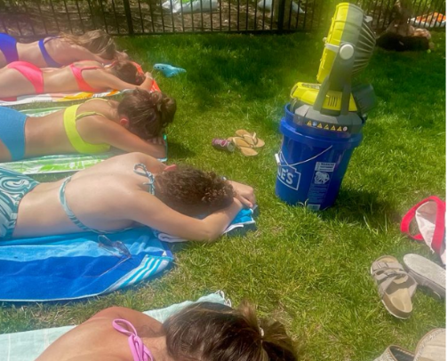 White girls guide to get tan!🌞 cover photo collage