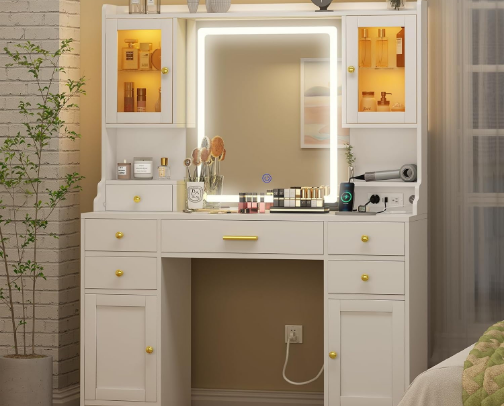Bedroom essentials from Amazon cover photo collage