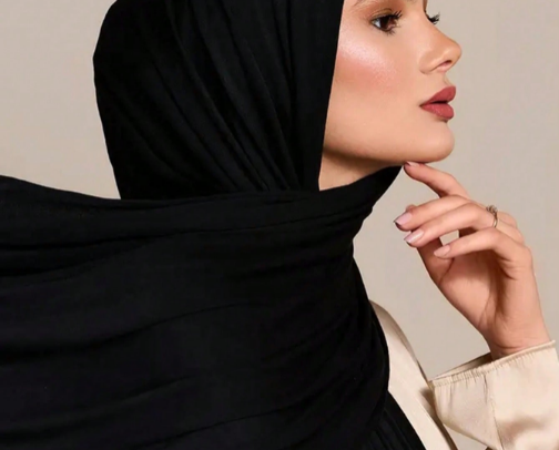 Essentials for Hijabis 🧕🏼 cover photo collage