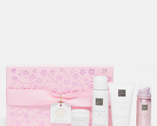 best body fragrances cover photo collage