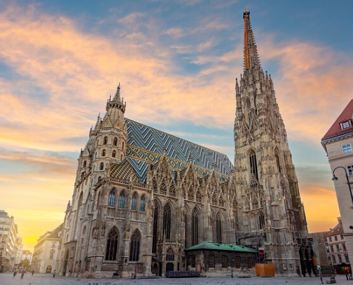 3-Day Vienna Itinerary: Best Things to Do, Eat & See cover photo collage