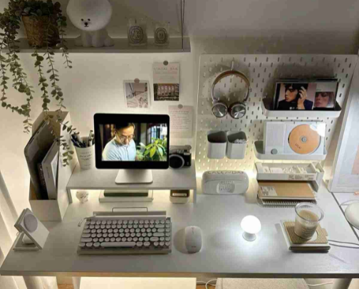 Study smarter, not harder: my essentials for surviving high school & uni cover photo collage