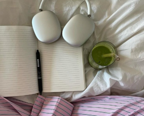 🌸 Must-Have Essentials for the Perfect “That Girl” Morning Routine cover photo collage