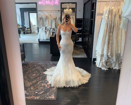 wedding dresses i tried on but didn’t buy! cover photo collage