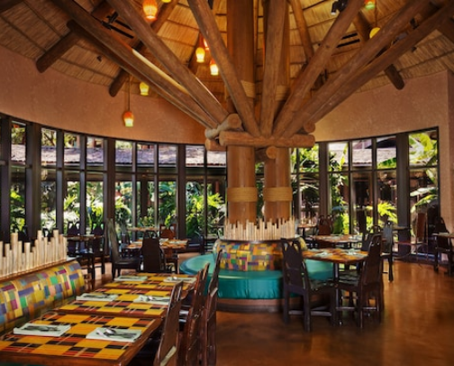 Disney World meals I dream about cover photo collage