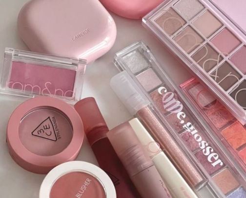 makeup shelf ! 🎀🤍 ( kbeauty and more ) cover photo collage