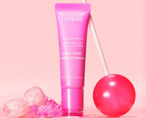Must-have makeup cover photo collage