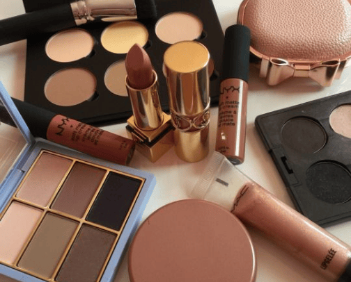 Make up💄💋 cover photo collage