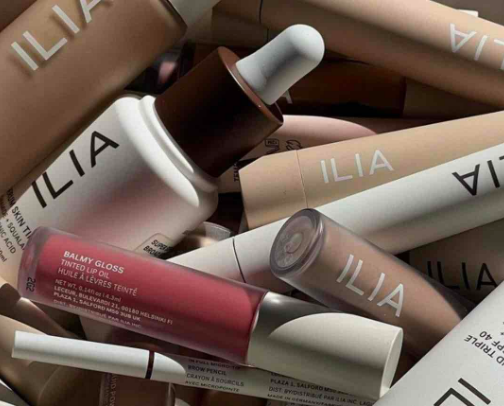 Makeup that is the bast for you cover photo collage