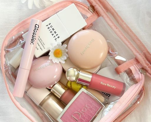 What’s in my makeup bag 💄 cover photo collage