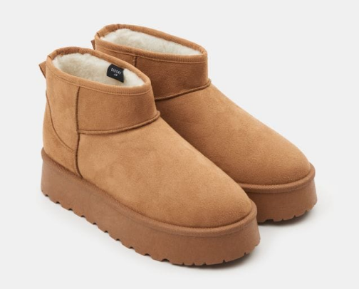 Boots 👢 cover photo collage