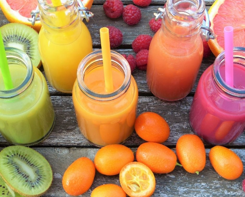 15 Recommended Juices to Lower Blood Sugar - U by Prodia cover photo collage