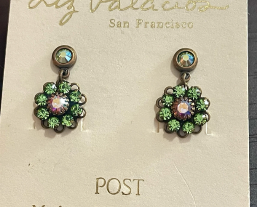 Diamonds are a girl’s best friend💎😘 cover photo collage