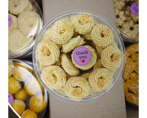The most beloved traditional Indonesian cookies cover photo collage