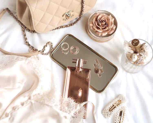 Parfumes 🌸 cover photo collage