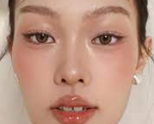 Natural Super Dewy Eyeliner Blushed Look cover photo collage