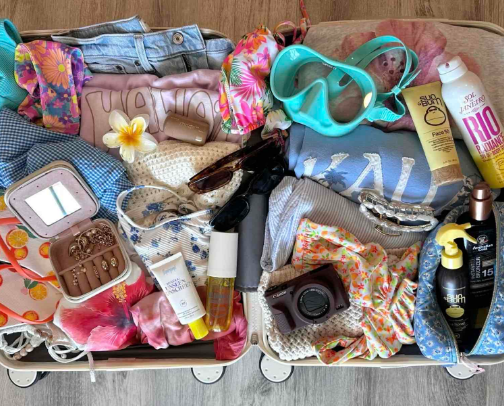 packing list for summer vacation ☀️🏝️ cover photo collage
