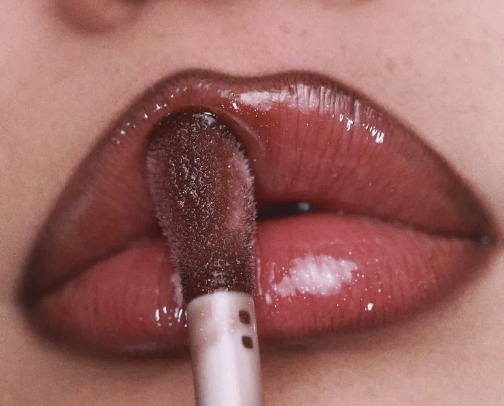 Click here if you want the juiciest, plumpest lips everrr💋💋 cover photo collage