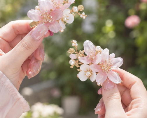 Pretty Hair Clips I Can’t Stop Saving cover photo collage